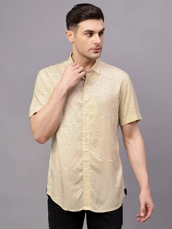 Men's Cream Casual Geometric Print Half sleeve Shirt