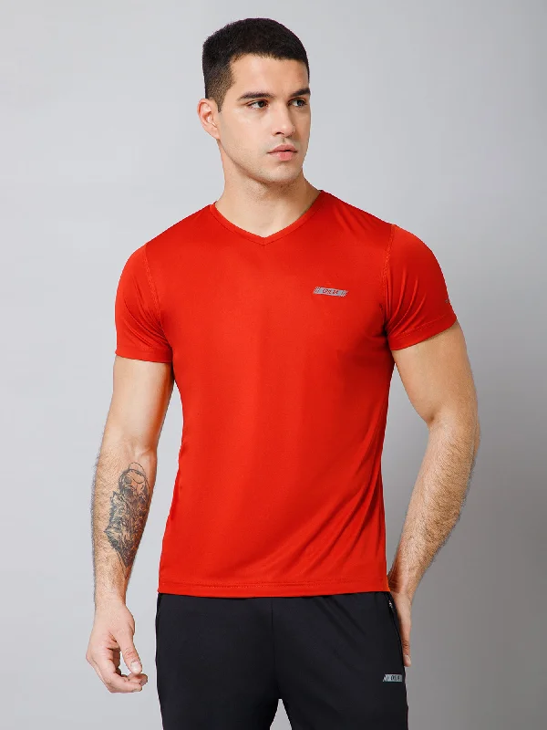 Regular Fit Solid V Neck Half Sleeve Red Active Wear T-Shirt for Men